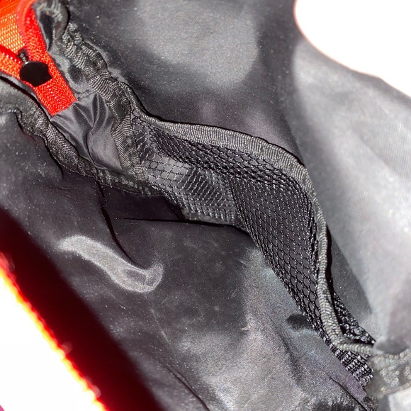 Jeffree Star Crossbody bag - Picture 2 of 3